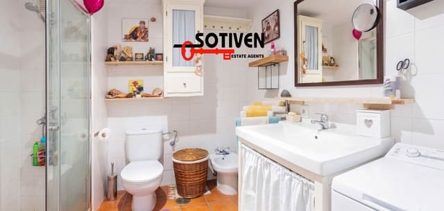 Apartamento de 1 habitación en El Medano, Granadilla de Abona en venta con garaje - 350.000 € (Ref: 9957570)