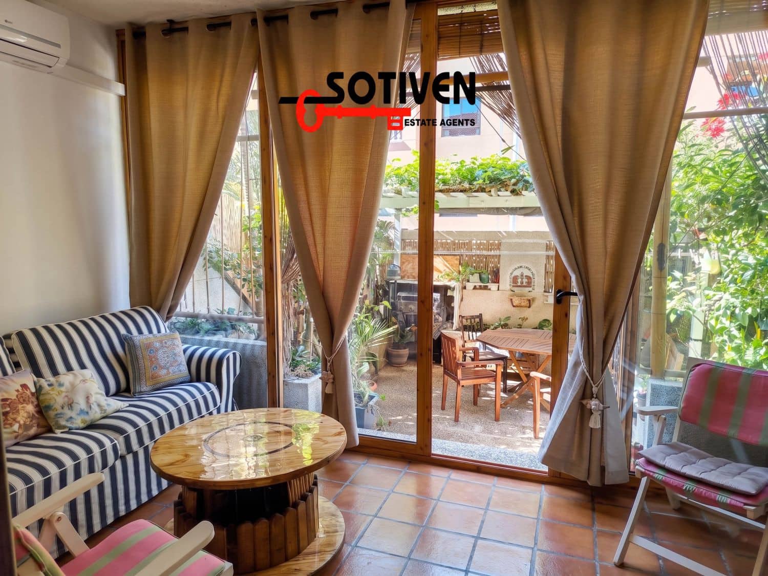 1 bedroom Apartment for sale in El Medano with garage - € 350,000 (Ref: 9957570)