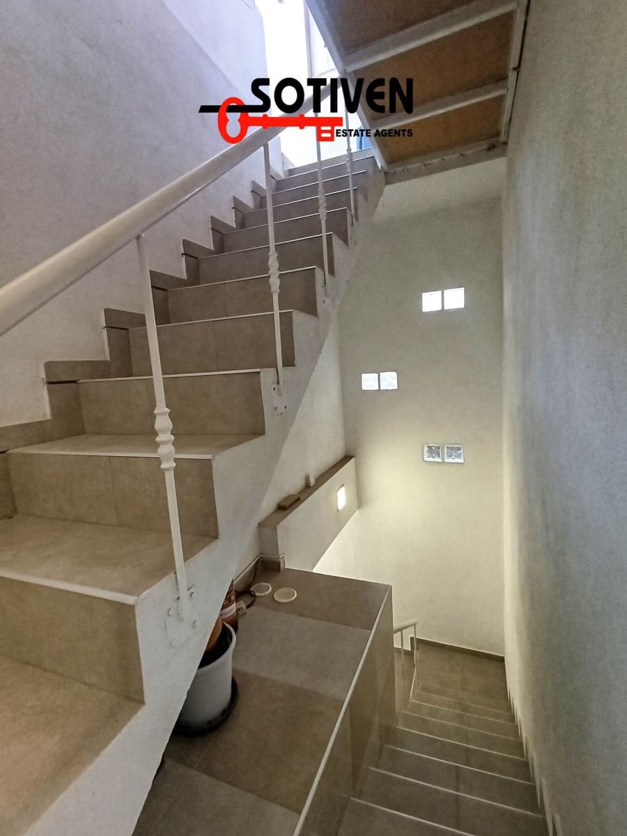 4 sypialnia Dom na sprzedaż w Valle de San Lorenzo - 357 000 € (Ref: 9969287)