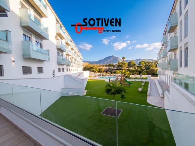 Erhverv til salg i Cabo Blanco, Arona - € 157.500 (Ref: 9972917)