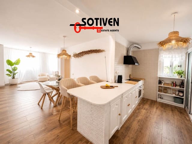 2 soveværelse Lejlighed til salg i Puerto Santiago, Santiago del Teide - € 229.950 (Ref: 9974918)