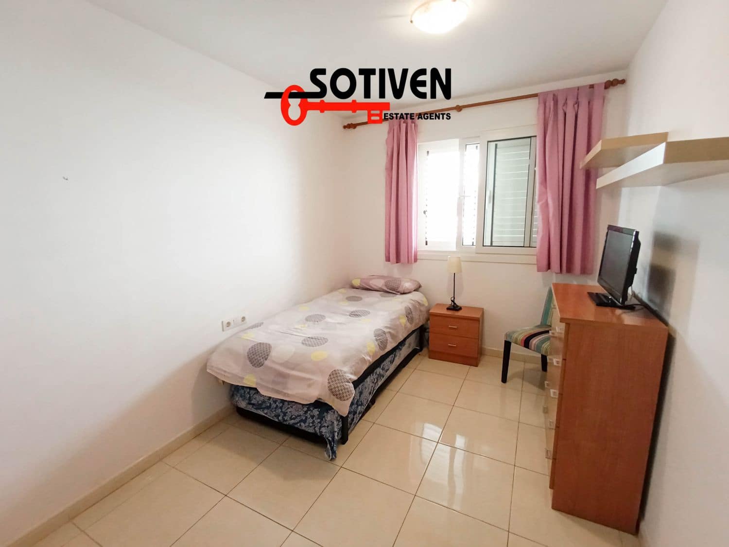 Apartamento de 2 habitaciones en Los Abrigos en venta con garaje - 296.400 € (Ref: 9999544)