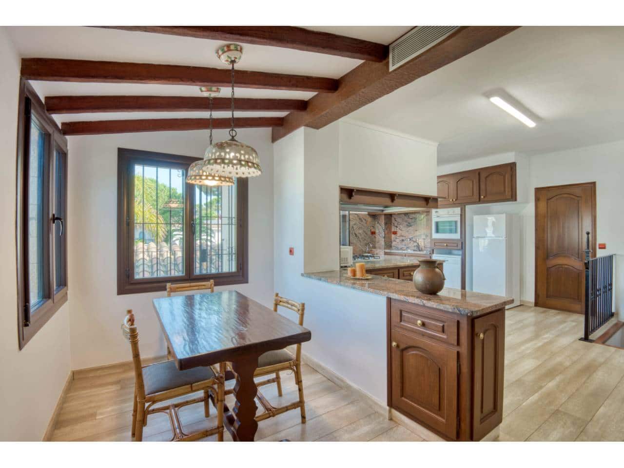 Villa for sale in Sant Feliu de Guixols - € 1,575,000 (Ref: 3158224)