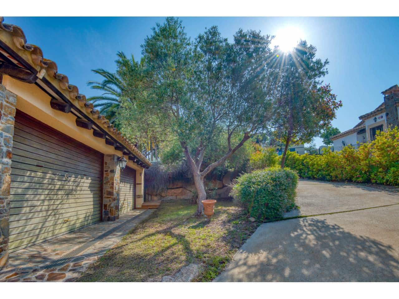 Villa for sale in Sant Feliu de Guixols - € 1,575,000 (Ref: 3158224)