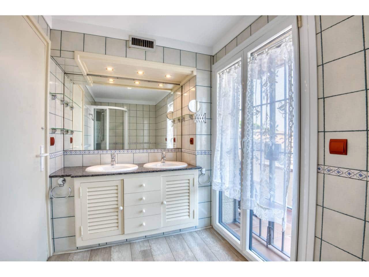 Villa for sale in Sant Feliu de Guixols - € 1,575,000 (Ref: 3158224)