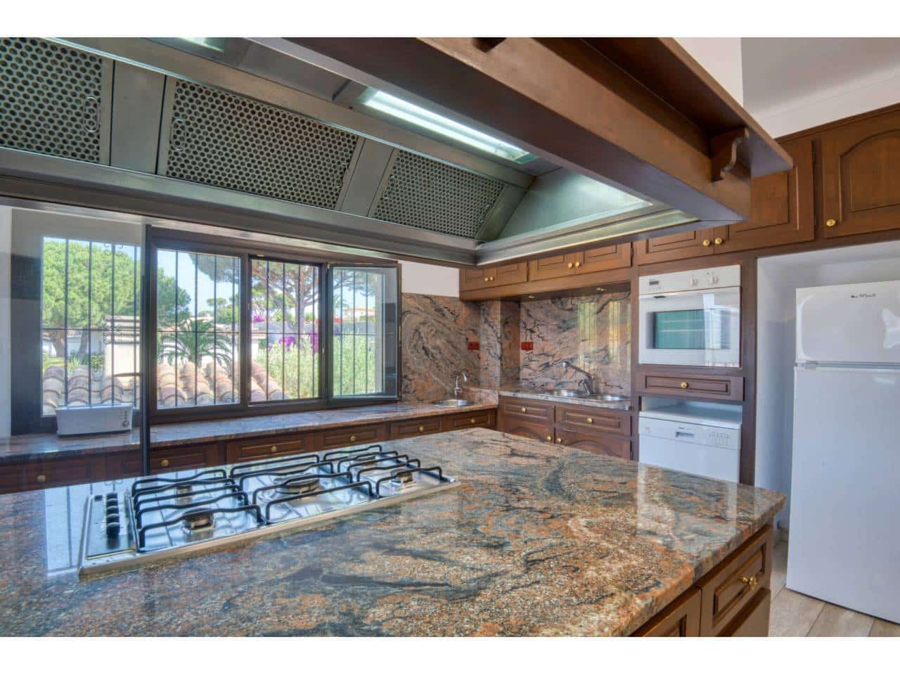 Villa for sale in Sant Feliu de Guixols - € 1,575,000 (Ref: 3158224)