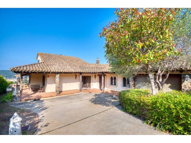 Villa for sale in Sant Feliu de Guíxols - € 1,575,000 (Ref: 3158224)