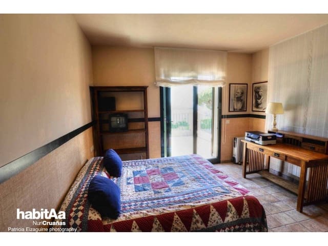 4 Zimmer Villa zu verkaufen in Sant Feliu de Guíxols mit Pool Garage - 900.000 € (Ref: 3158266)