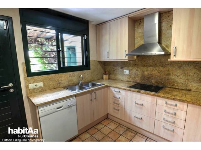 4 Zimmer Villa zu verkaufen in Sant Feliu de Guíxols mit Pool Garage - 900.000 € (Ref: 3158266)