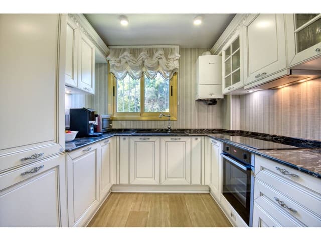 2 sovrum Lägenhet till salu i Sant Feliu de Guíxols med pool garage - 650 000 € (Ref: 3242870)