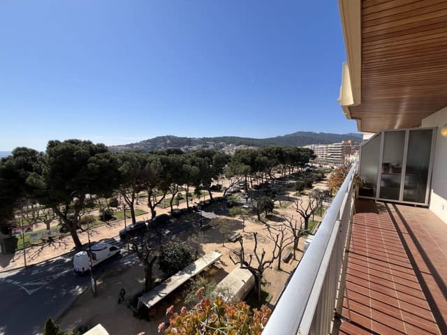 3 sovrum Lägenhet till salu i Sant Feliu de Guíxols med garage - 650 000 € (Ref: 3517785)