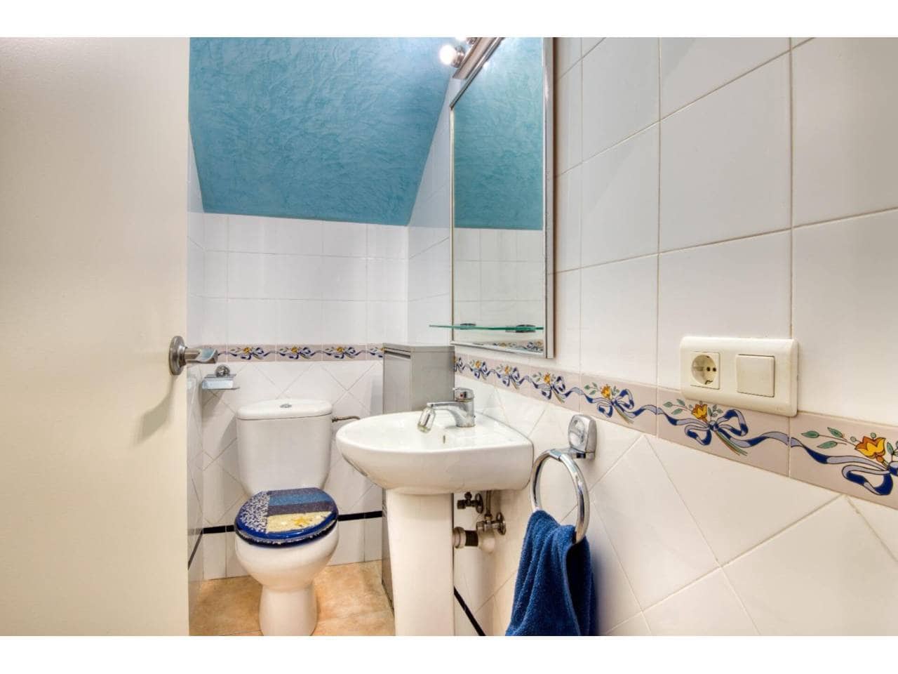 3 soveværelse Byhus til salg i Sant Feliu de Guixols med garage - € 329.000 (Ref: 8439959)