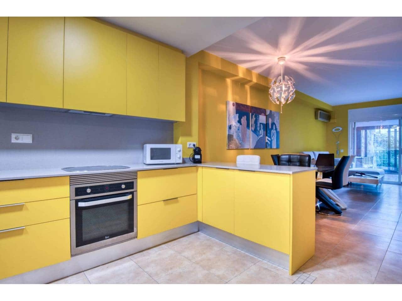 3 soveværelse Byhus til salg i Sant Feliu de Guixols med garage - € 329.000 (Ref: 8439959)