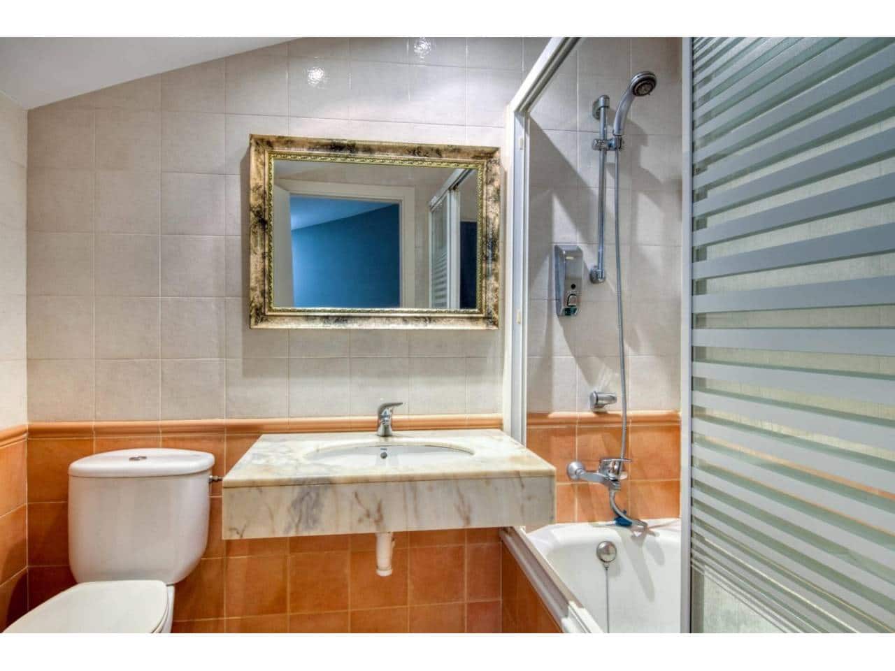 3 soveværelse Byhus til salg i Sant Feliu de Guixols med garage - € 329.000 (Ref: 8439959)