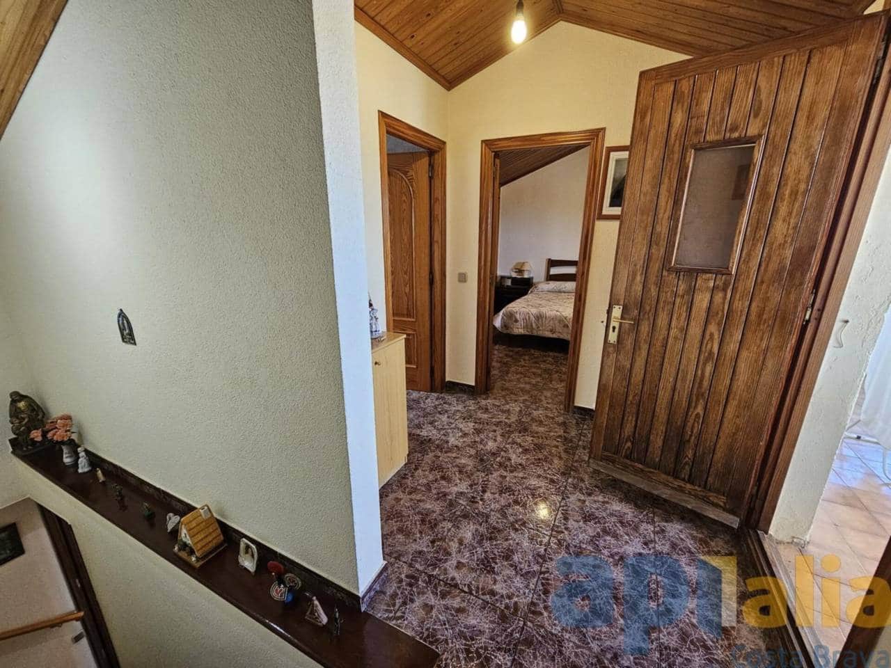 5 bedroom Villa for sale in Palamos - € 335,000 (Ref: 8511373)