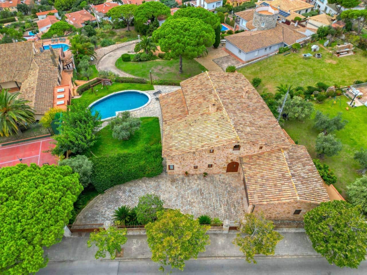 6 soveværelse Villa til salg i Sant Feliu de Guixols - € 2.800.000 (Ref: 8533468)