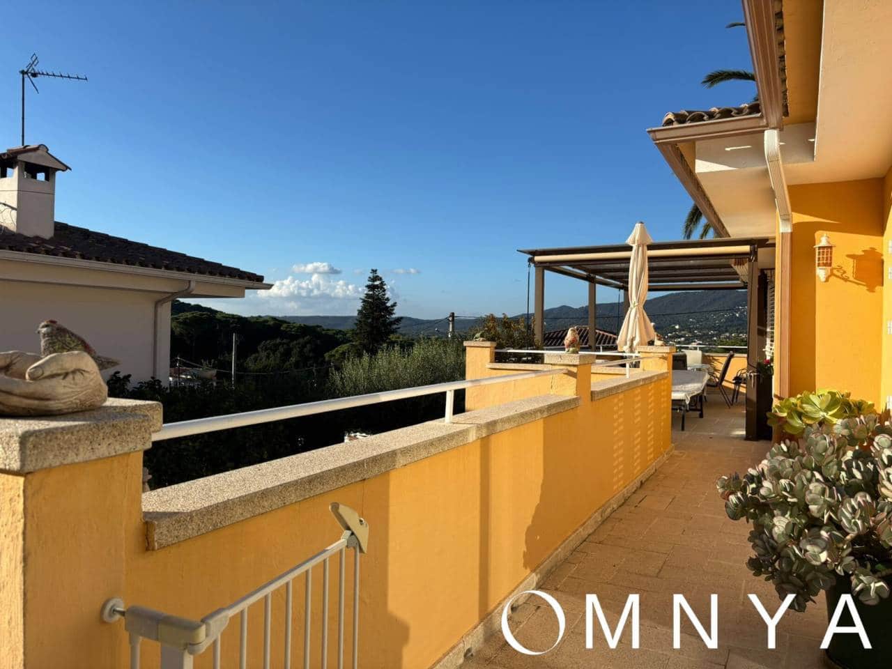 6 chambre Villa/Maison à vendre à Santa Cristina d'Aro avec garage - 690 000 € (Ref: 8596856)