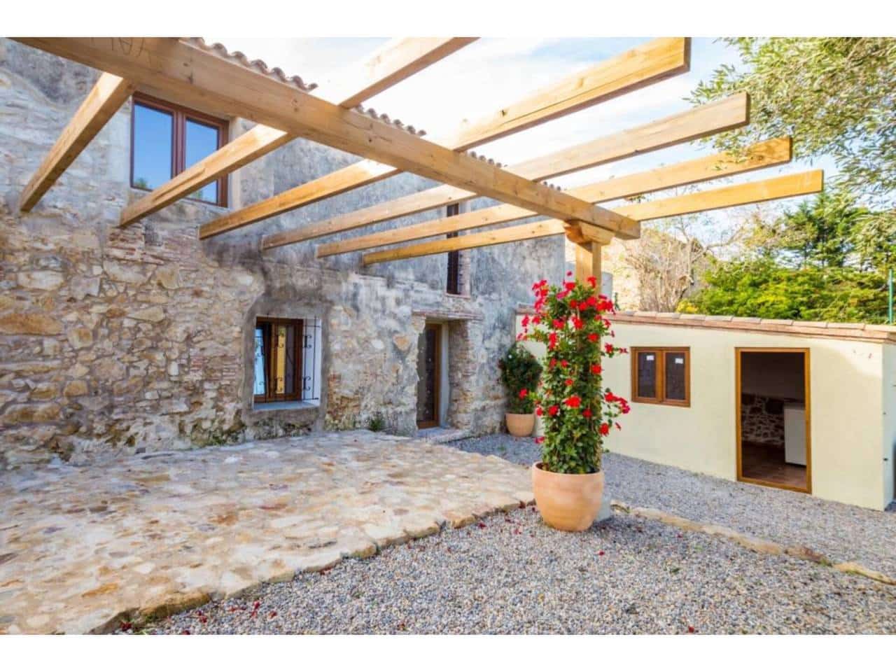 5 bedroom Finca/Country House for sale in Calonge i Sant Antoni with garage - € 775,000 (Ref: 8629659)