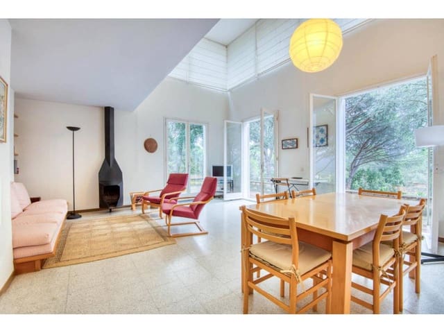 Piso de 5 habitaciones en Santa Cristina d'Aro en venta - 550.000 € (Ref: 8675440)