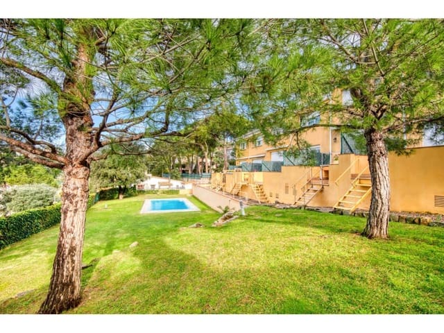 3 quarto Apartamento para venda em Castell-Platja d'Aro com piscina - 380 000 € (Ref: 8696029)