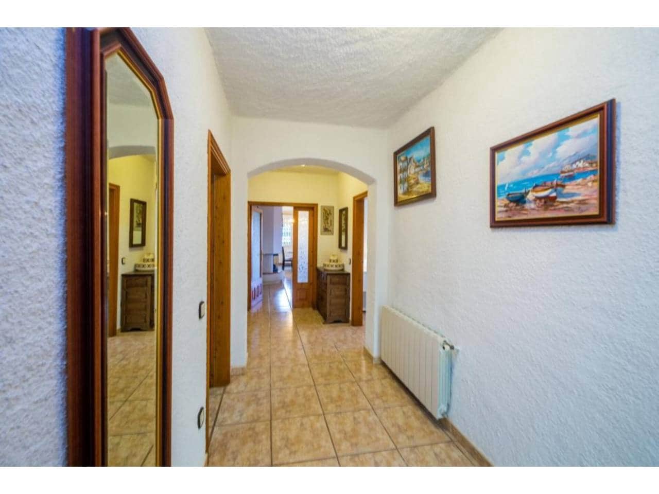 4 bedroom Villa for sale in Calonge i Sant Antoni with pool garage - € 745,000 (Ref: 8728932)