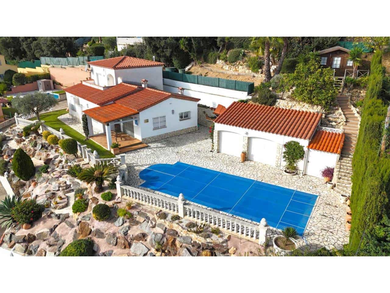 4 bedroom Villa for sale in Calonge i Sant Antoni with pool garage - € 745,000 (Ref: 8728932)