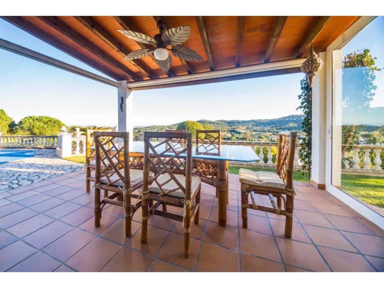 4 bedroom Villa for sale in Calonge i Sant Antoni with pool garage - € 745,000 (Ref: 8728932)