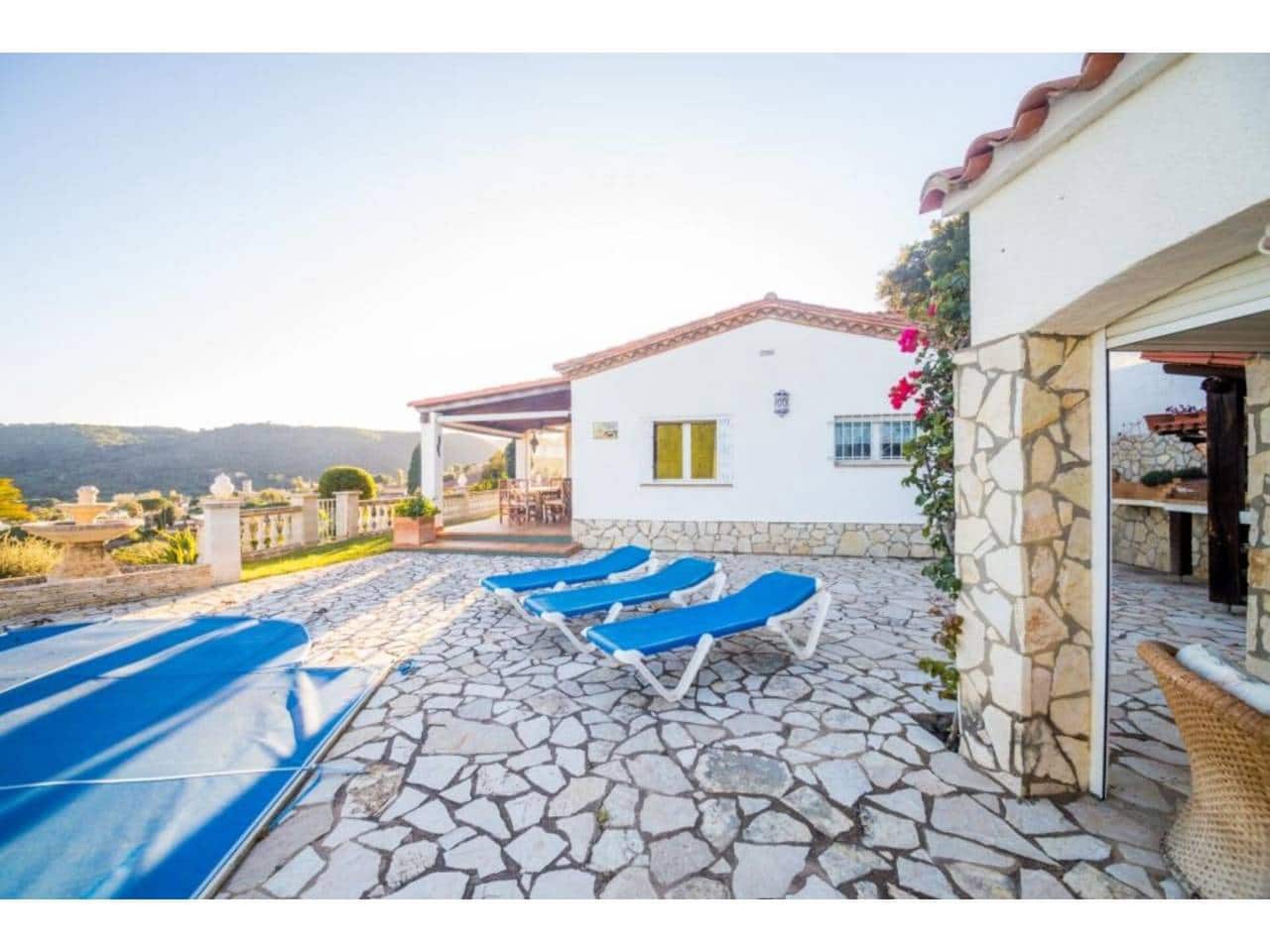 4 bedroom Villa for sale in Calonge i Sant Antoni with pool garage - € 745,000 (Ref: 8728932)