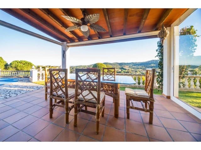 4 bedroom Villa for sale in Calonge i Sant Antoni with pool garage - € 745,000 (Ref: 8728932)