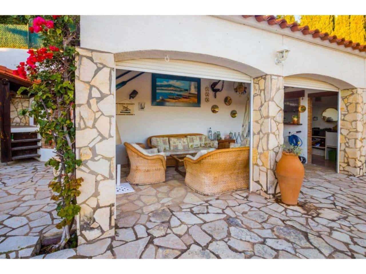 4 bedroom Villa for sale in Calonge i Sant Antoni with pool garage - € 745,000 (Ref: 8728932)