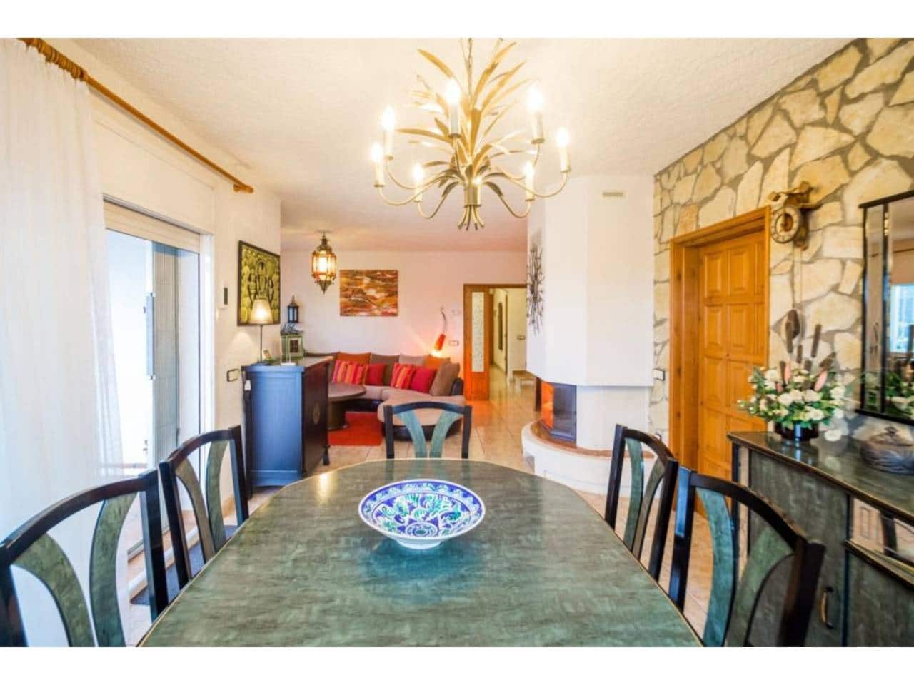 4 bedroom Villa for sale in Calonge i Sant Antoni with pool garage - € 745,000 (Ref: 8728932)