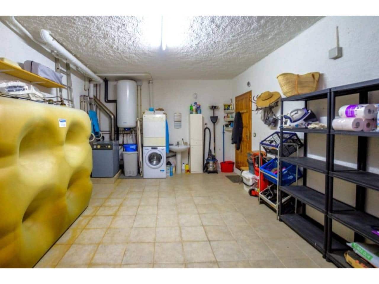 4 bedroom Villa for sale in Calonge i Sant Antoni with pool garage - € 745,000 (Ref: 8728932)