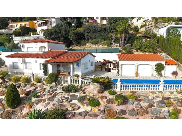 4 bedroom Villa for sale in Calonge i Sant Antoni with pool garage - € 745,000 (Ref: 8728932)