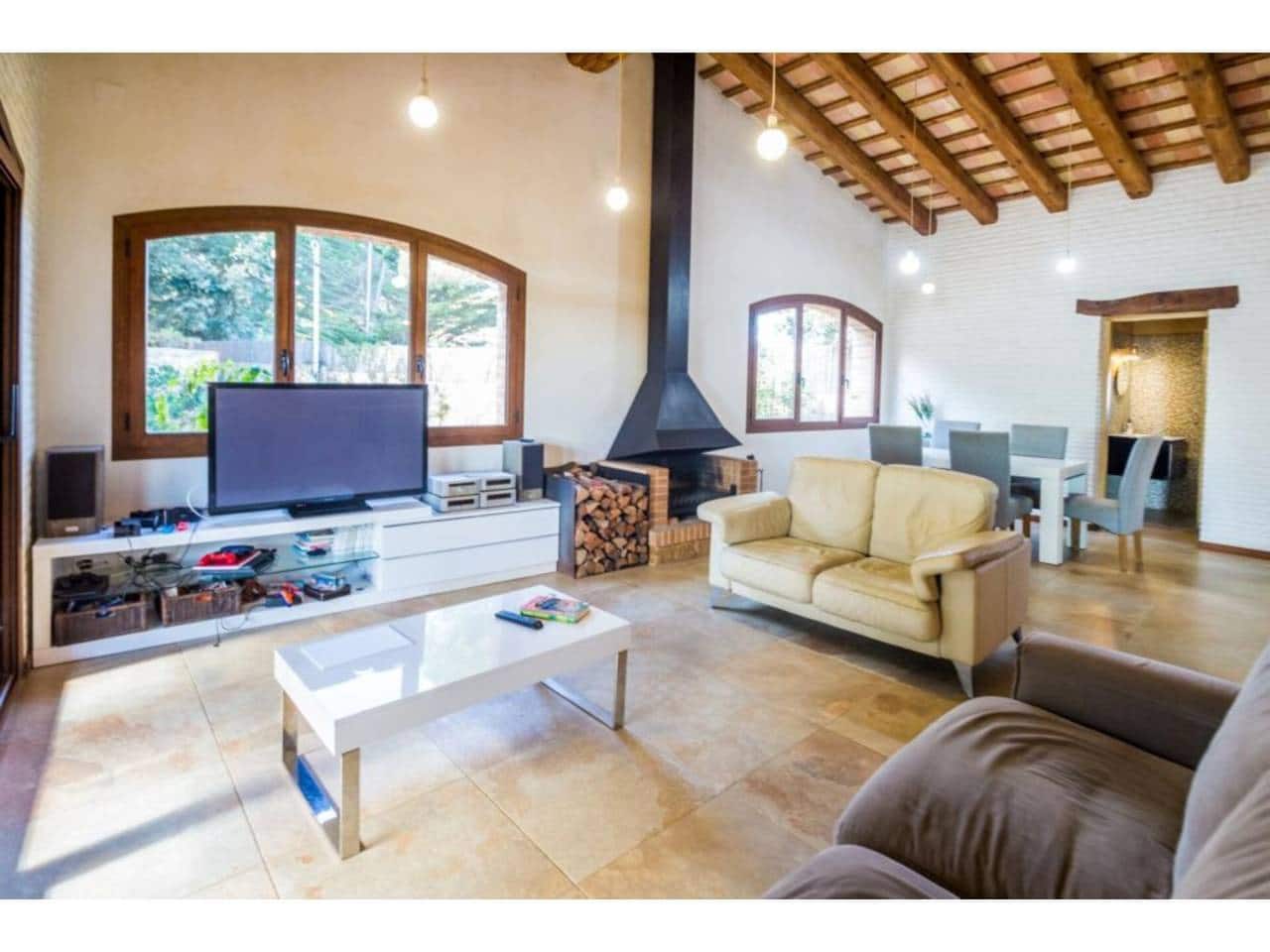 5 soveværelse Villa til salg i Mont-ras med swimmingpool garage - € 1.180.000 (Ref: 8731529)