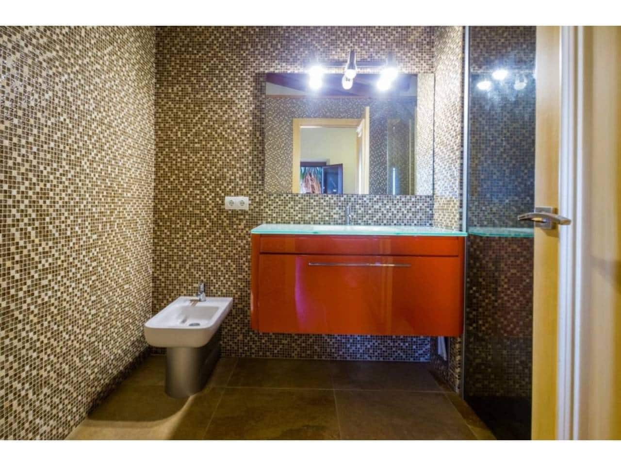 5 soveværelse Villa til salg i Mont-ras med swimmingpool garage - € 1.180.000 (Ref: 8731529)