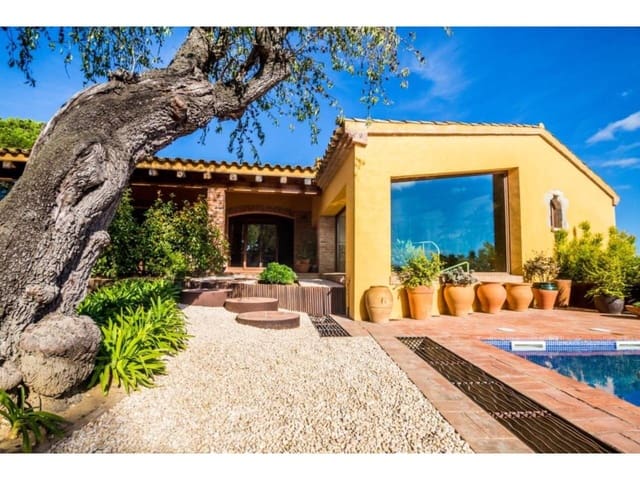 5 bedroom Villa for sale in Mont-ras with pool garage - € 1,180,000 (Ref: 8731529)