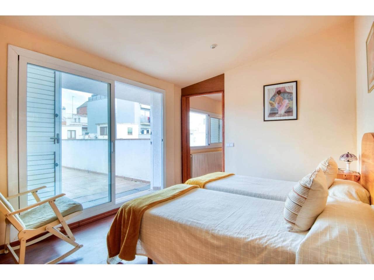 4 soveværelse Villa til salg i Sant Feliu de Guixols med swimmingpool - € 350.000 (Ref: 8797044)