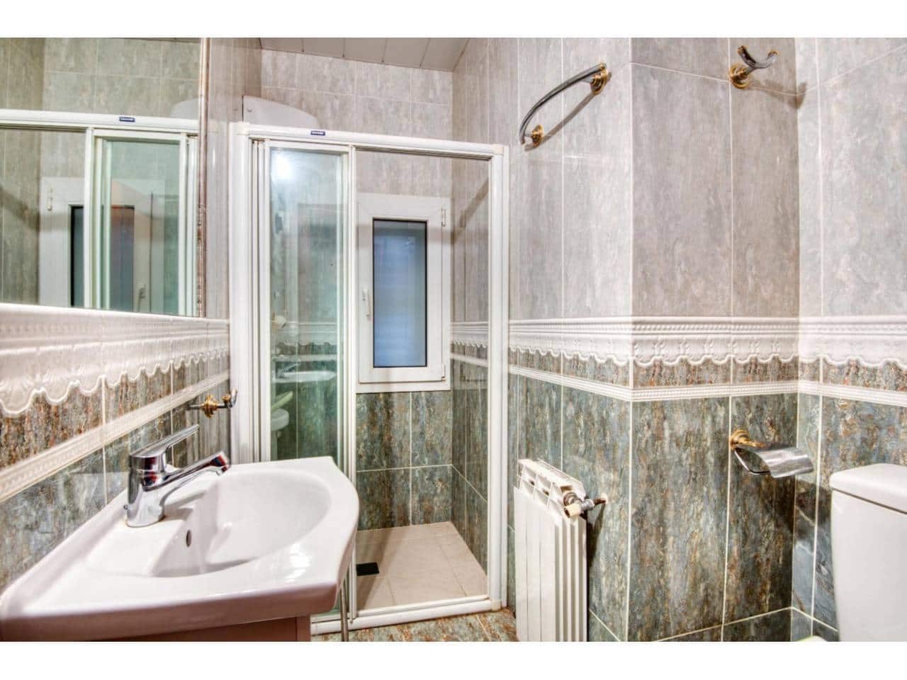 4 soveværelse Villa til salg i Sant Feliu de Guixols med swimmingpool - € 350.000 (Ref: 8797044)