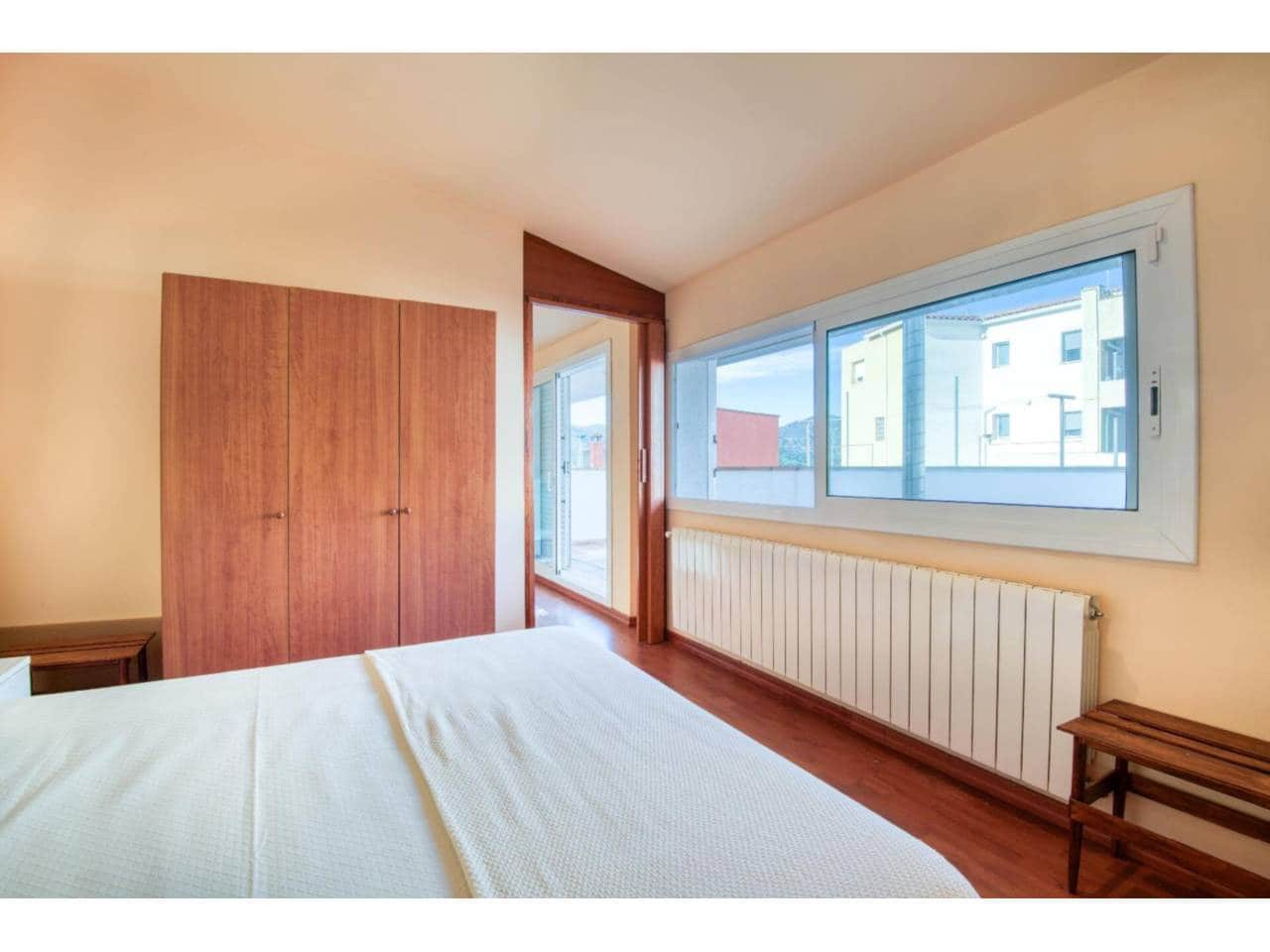 4 soveværelse Villa til salg i Sant Feliu de Guixols med swimmingpool - € 350.000 (Ref: 8797044)