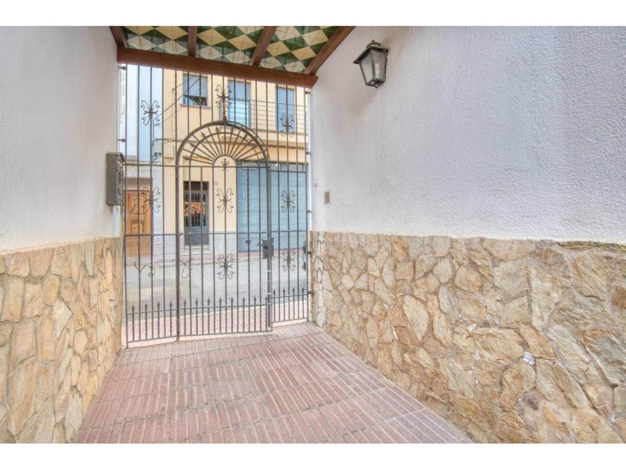 4 soveværelse Villa til salg i Sant Feliu de Guixols med swimmingpool - € 350.000 (Ref: 8797044)