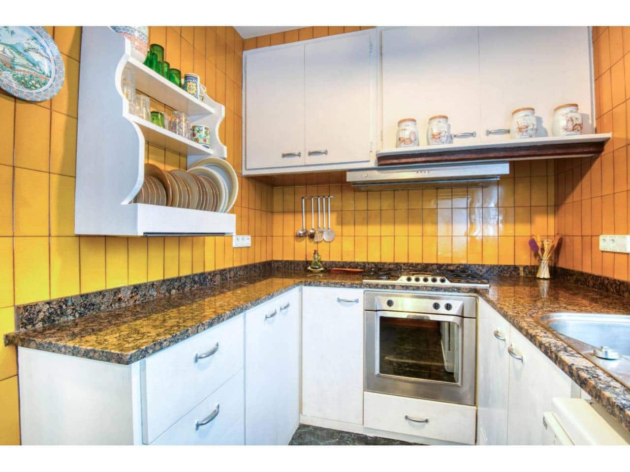 4 soveværelse Villa til salg i Sant Feliu de Guixols med swimmingpool - € 350.000 (Ref: 8797044)