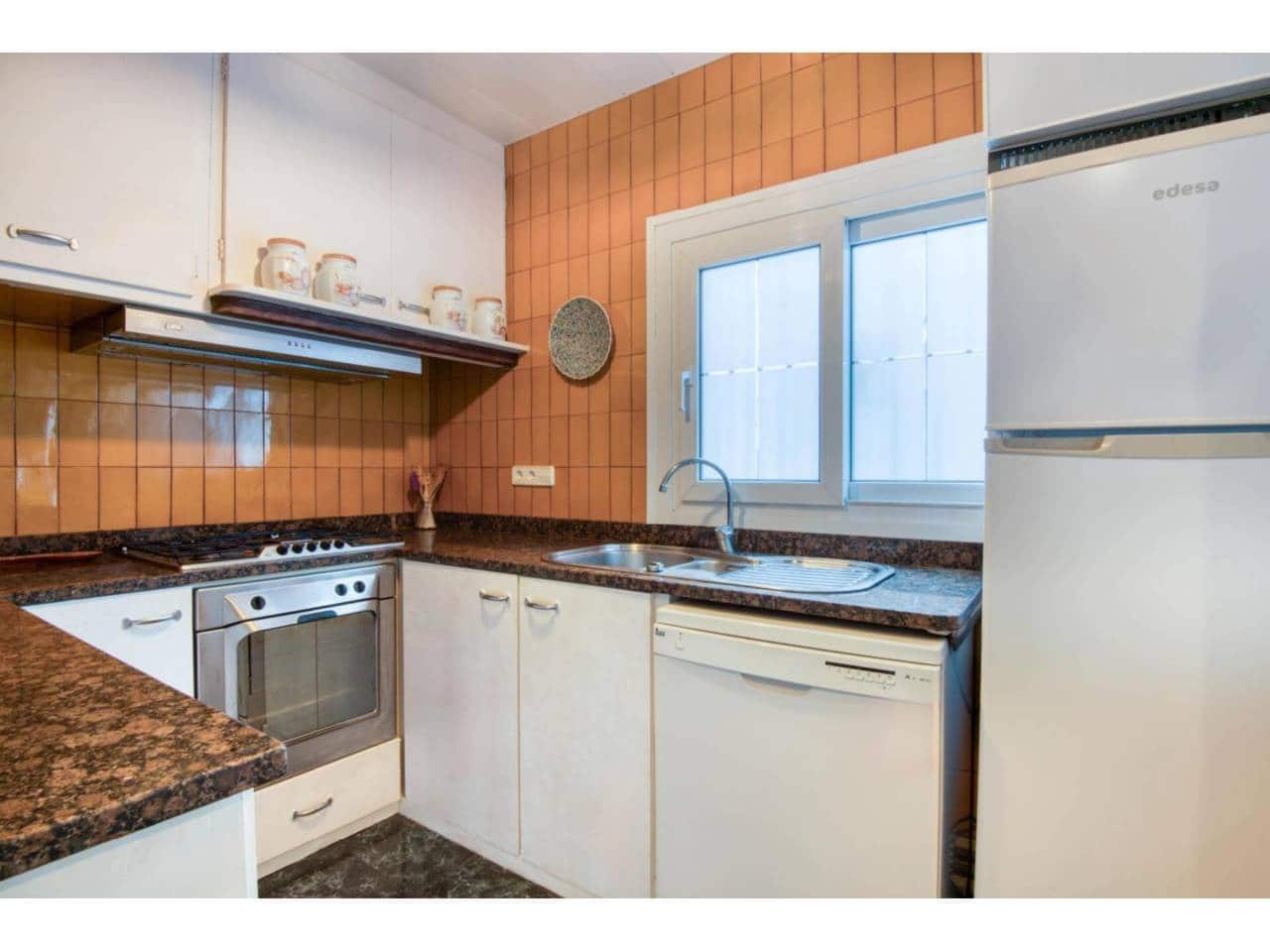 4 soveværelse Villa til salg i Sant Feliu de Guixols med swimmingpool - € 350.000 (Ref: 8797044)