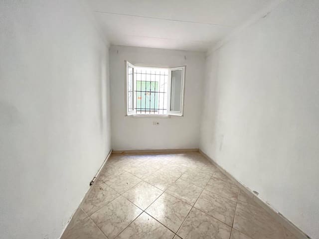 Piso de 2 habitaciones en Palamós en venta - 165.000 € (Ref: 8838257)