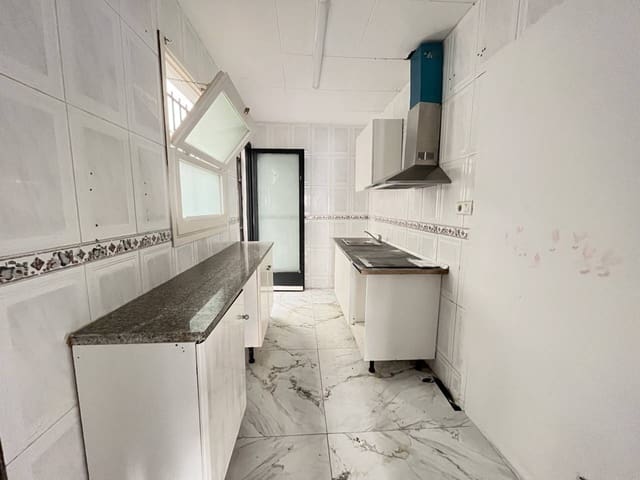 Piso de 2 habitaciones en Palamós en venta - 165.000 € (Ref: 8838257)