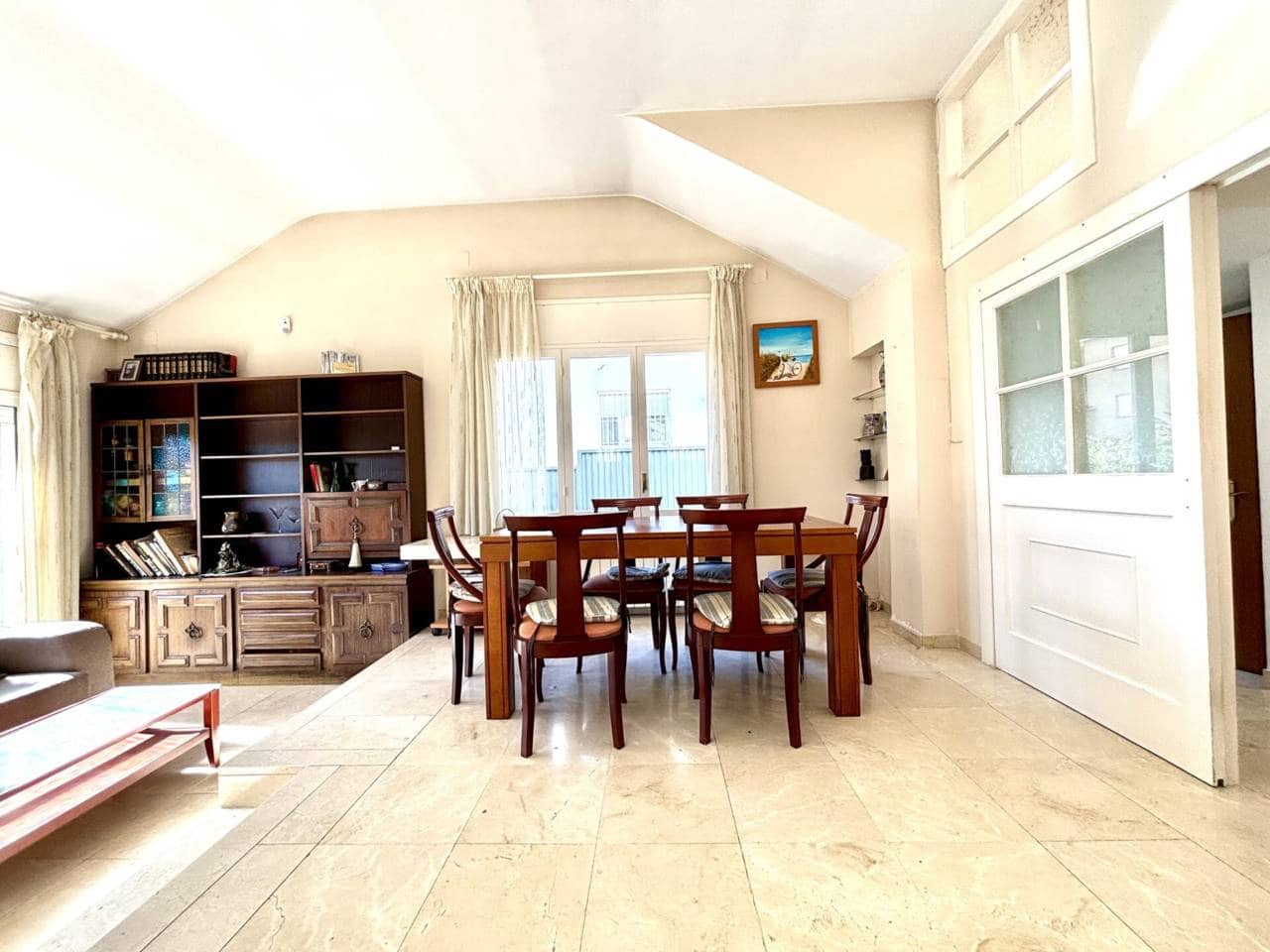 4 chambre Maison de Ville à vendre à Castell-Platja d'Aro avec garage - 450 000 € (Ref: 8887422)