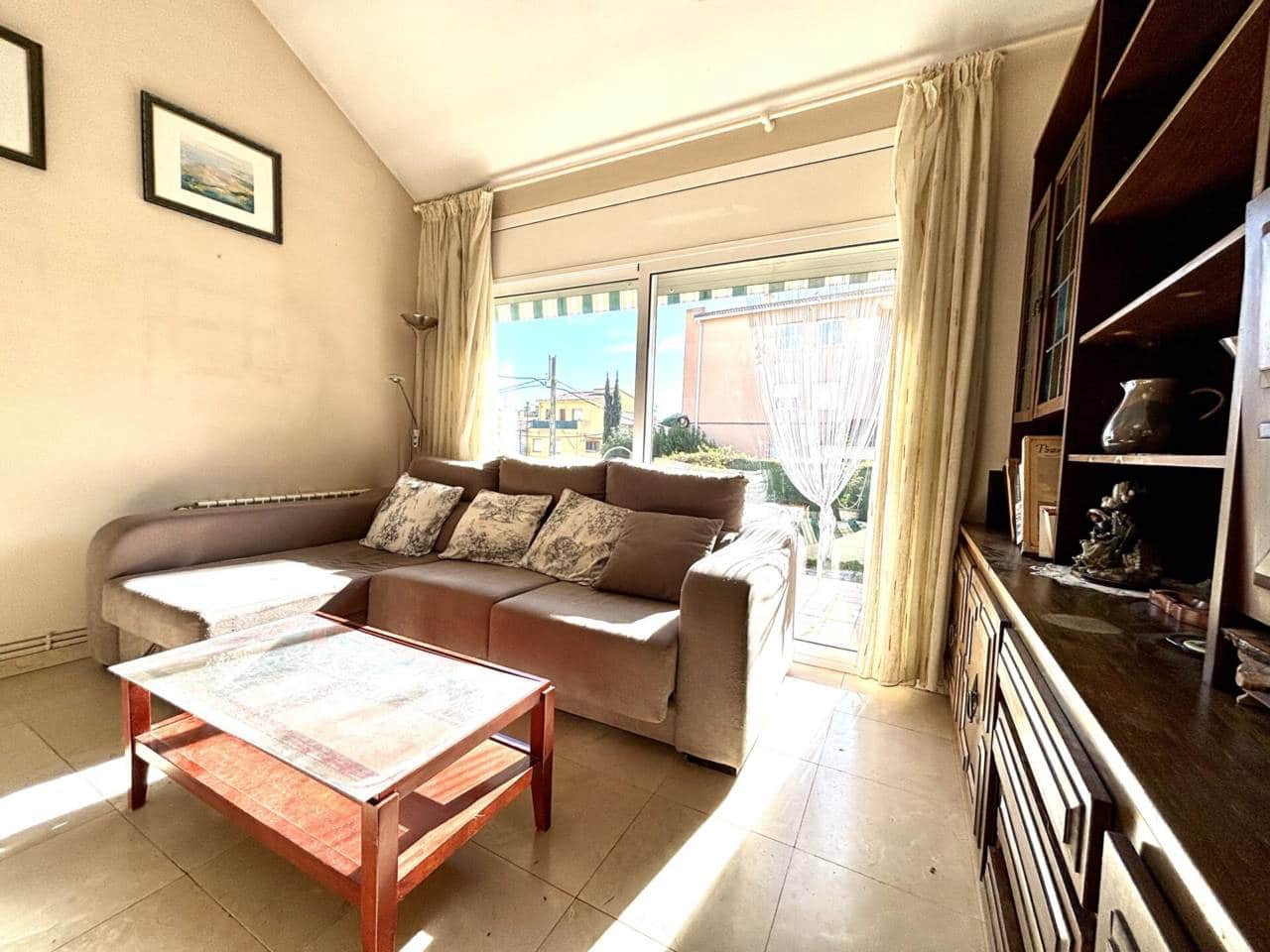 4 chambre Maison de Ville à vendre à Castell-Platja d'Aro avec garage - 450 000 € (Ref: 8887422)