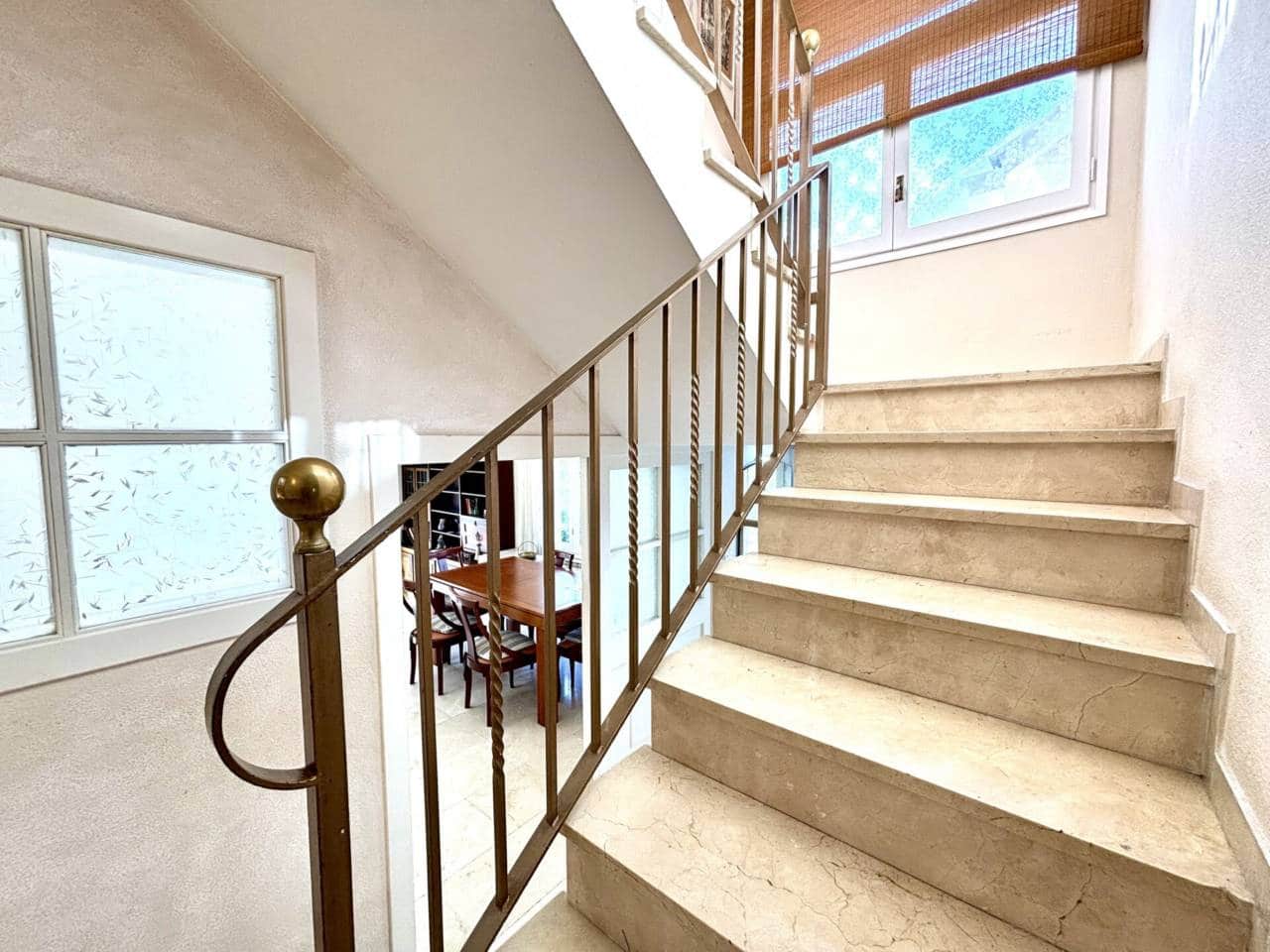 4 chambre Maison de Ville à vendre à Castell-Platja d'Aro avec garage - 450 000 € (Ref: 8887422)