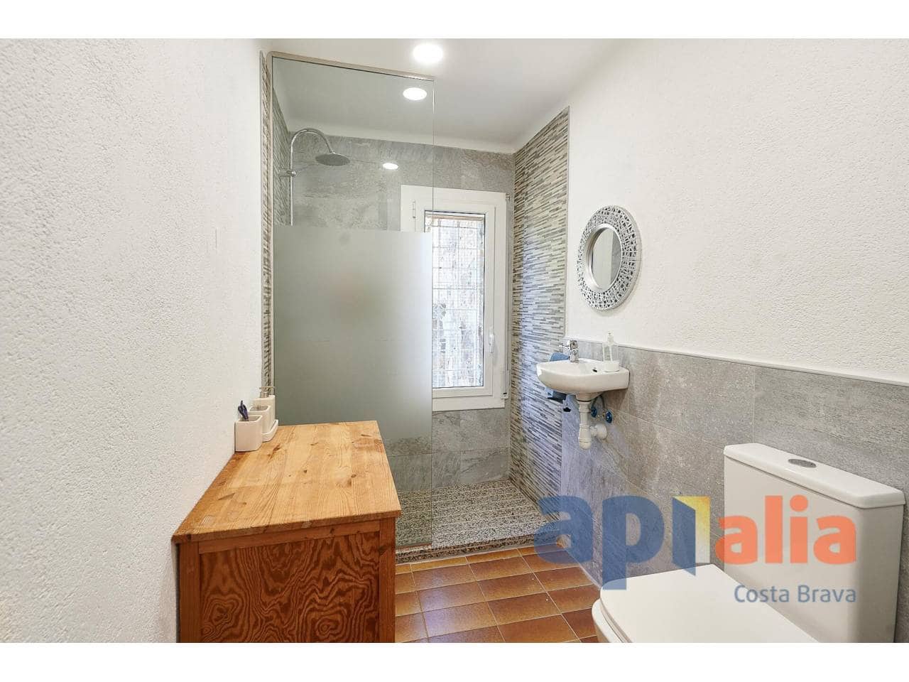 3 Zimmer Villa zu verkaufen in Romanya de la Selva mit Pool - 559.000 € (Ref: 8936450)