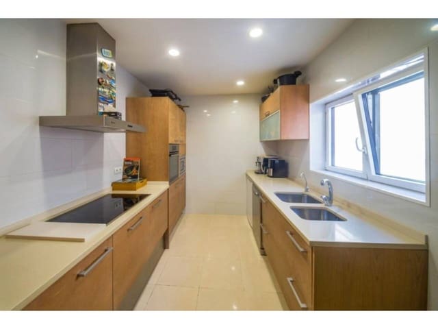 3 soveværelse Byhus til salg i Palamós med garage - € 368.000 (Ref: 8945838)