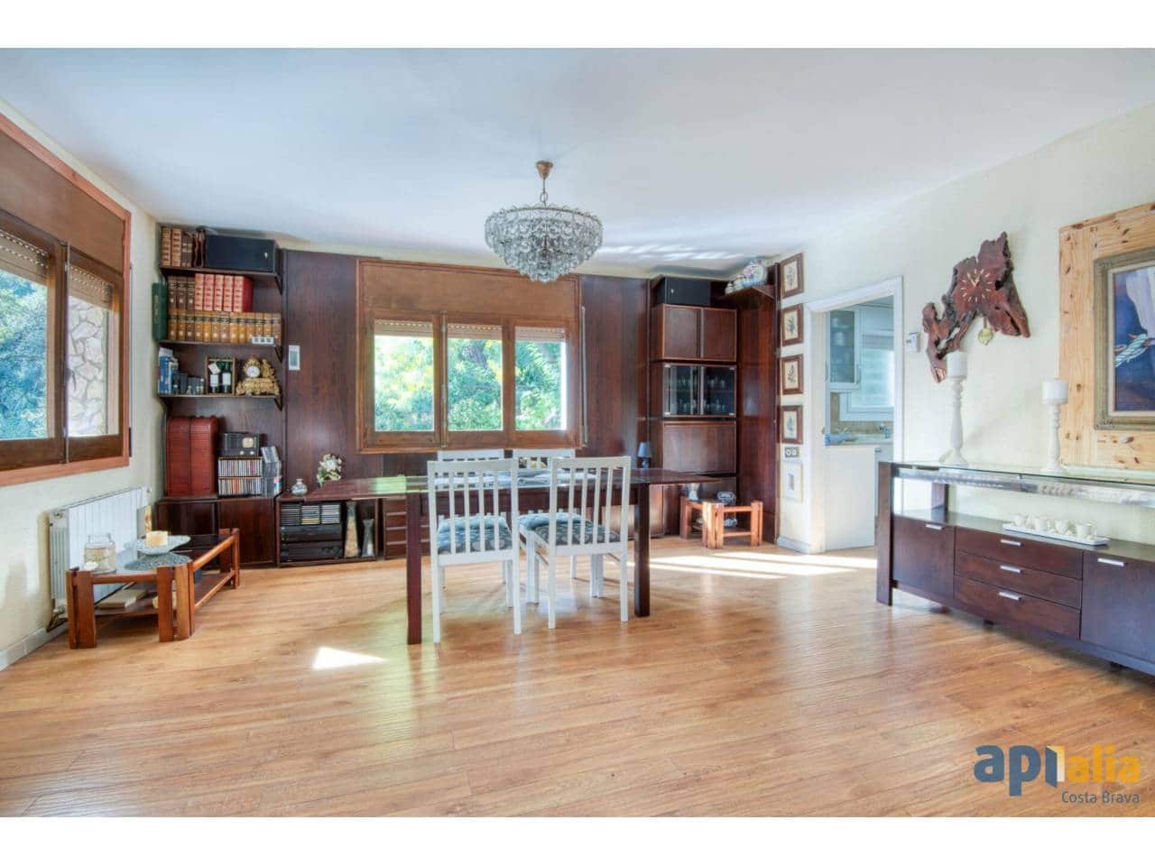 6 camera da letto Villa in vendita in Sant Feliu de Guixols con piscina garage - 550.000 € (Rif: 8945839)